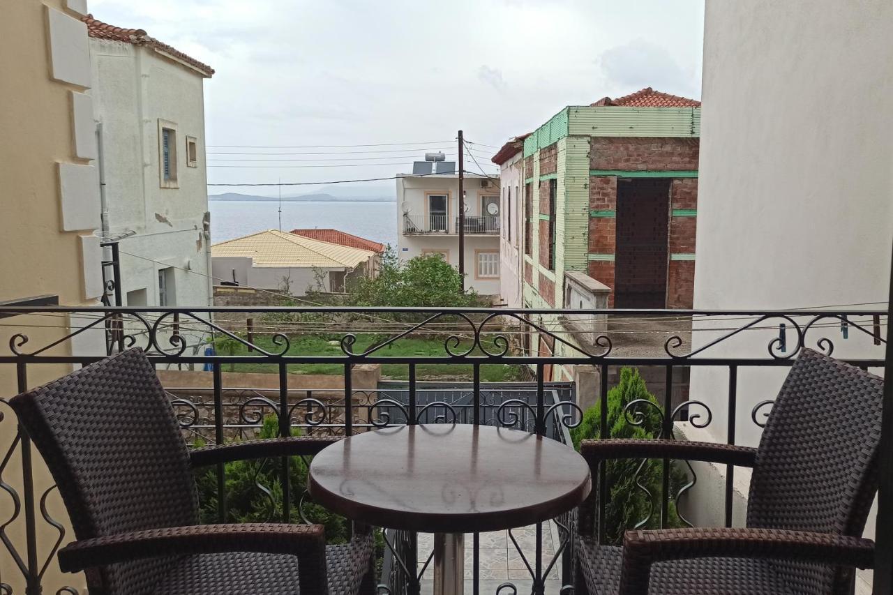 To Kastro Aparthotel Pylos Exterior foto