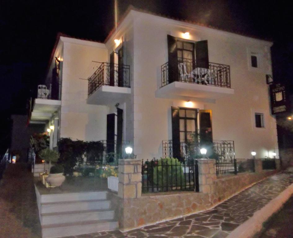 To Kastro Aparthotel Pylos Exterior foto